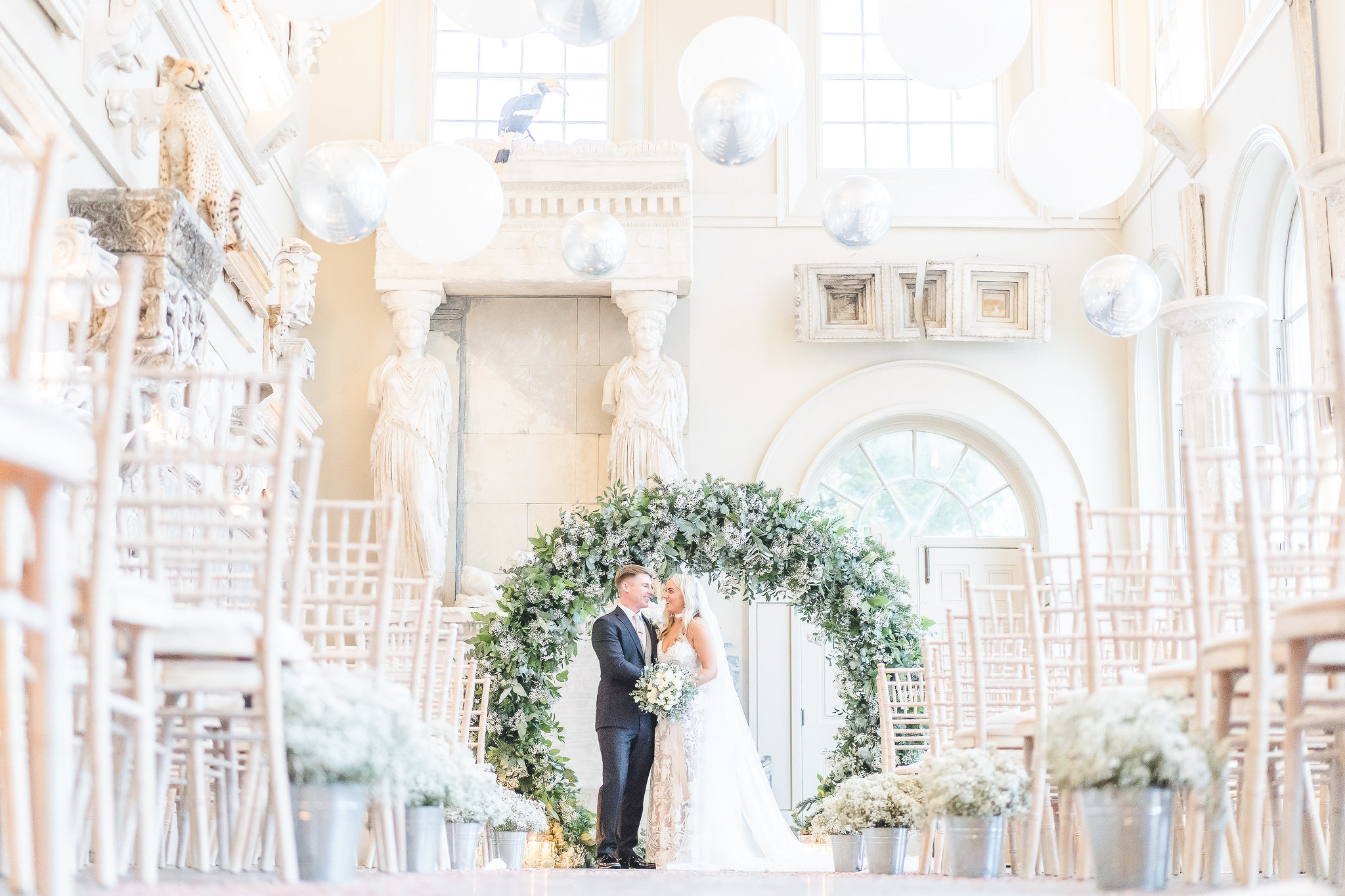 Light and airy weddings at Aynhoe Park