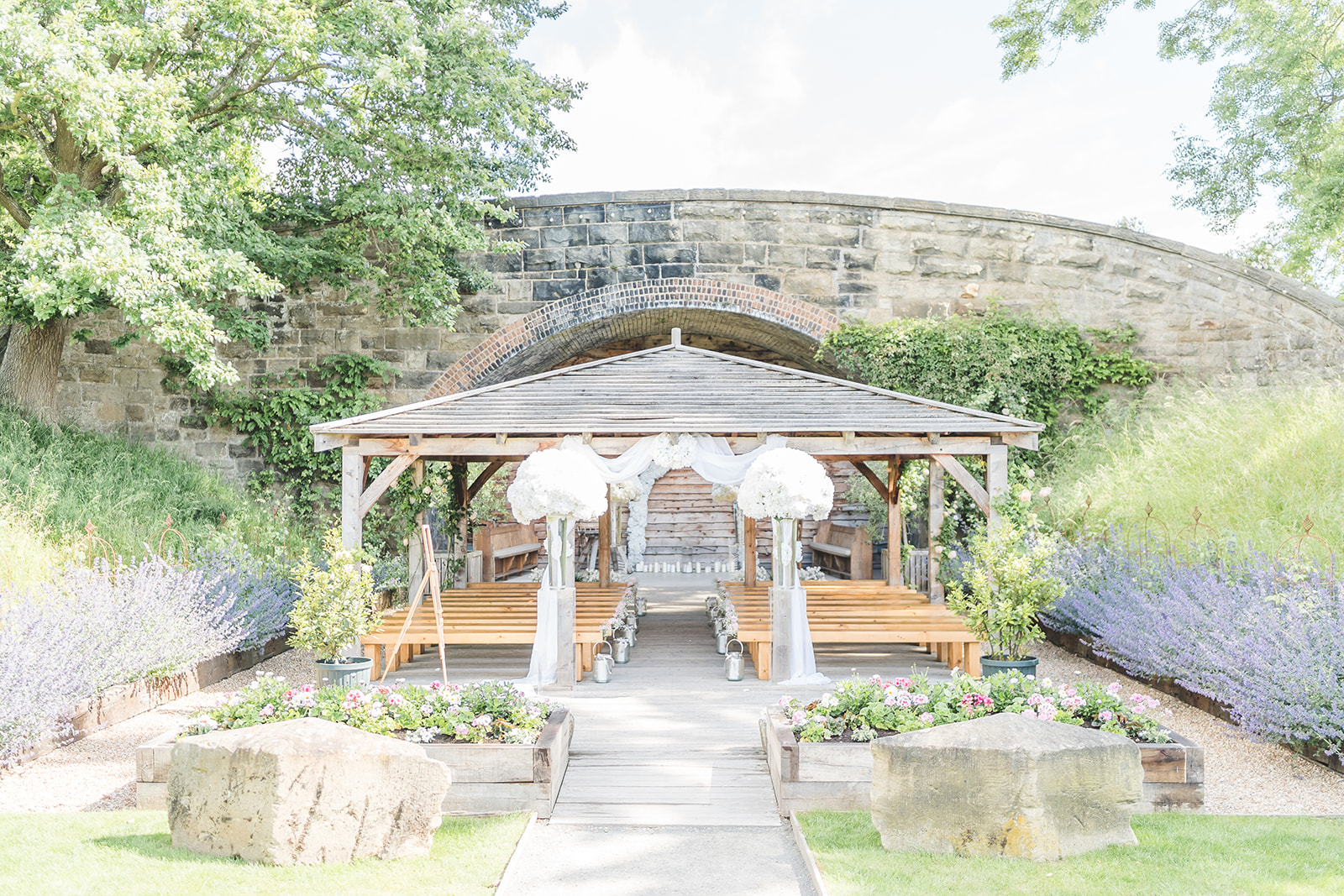 Tower Hill Barns summer weddings 