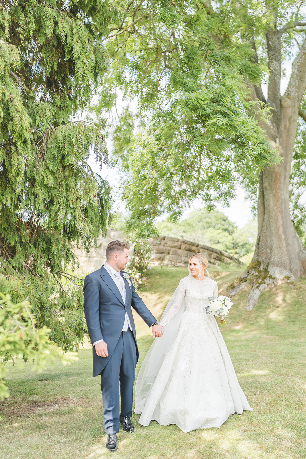 Light airy wedding at Tower Hill barns